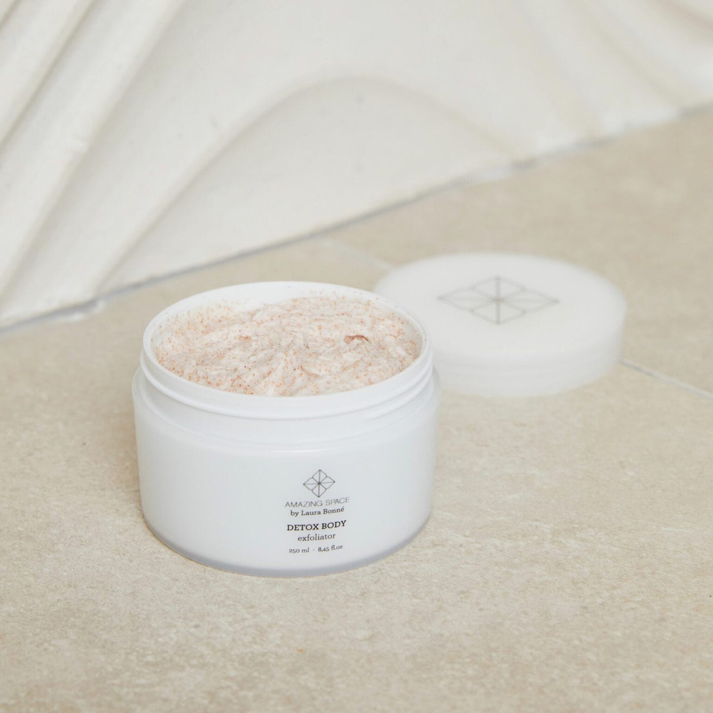 Detox Body Exfoliator - Mint & rosemary